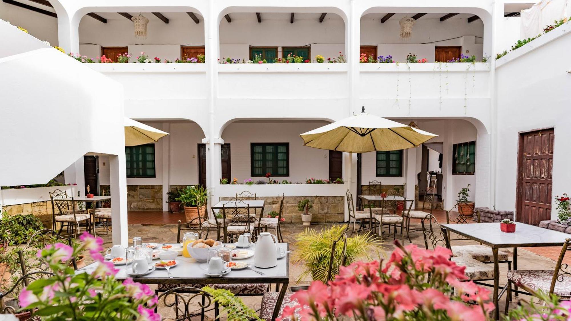 Mansion By Hotel Casablanca Самайпата Экстерьер фото